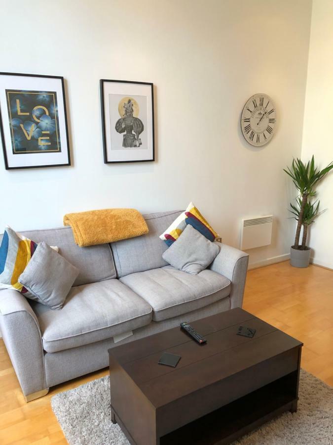 Stylish City Centre Apartment Cardiff Zewnętrze zdjęcie