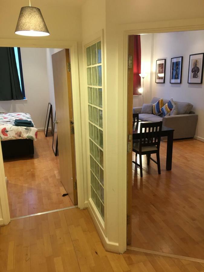 Stylish City Centre Apartment Cardiff Zewnętrze zdjęcie