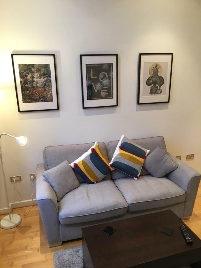 Stylish City Centre Apartment Cardiff Zewnętrze zdjęcie